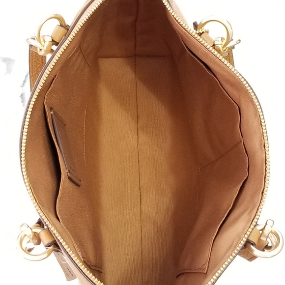 🚫SOLD🚫Coach Small Kelsey Satchel in Light Saddle - Picture 4 of 6